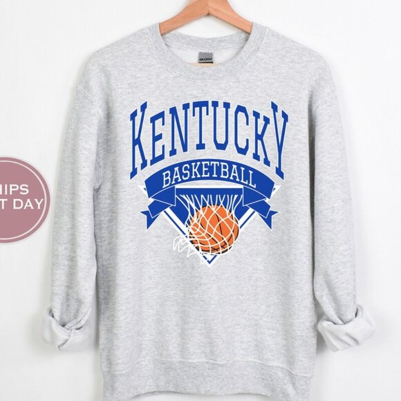 University Of Kentucky Basketball Sweatshirt UK Wildcats Shirt NCAA Kentucky - Picture 1 of 3
